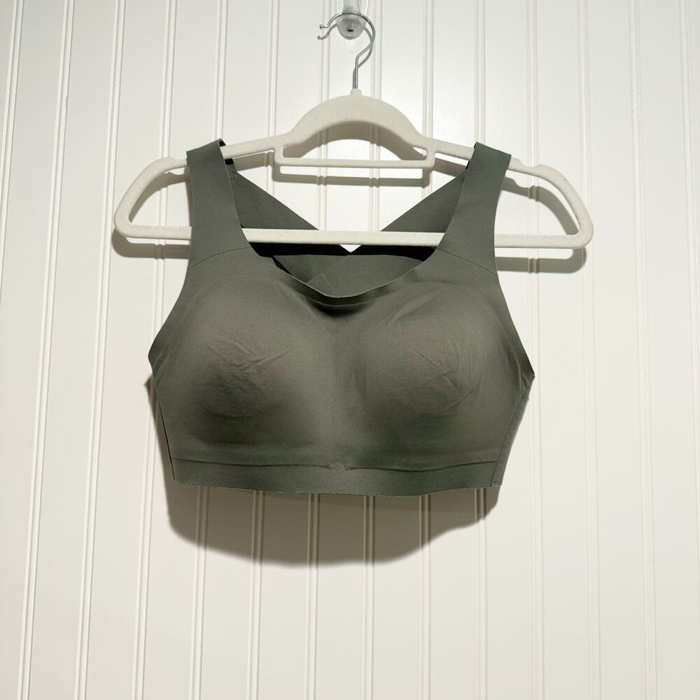 Lululemon Enlite Bra Misty Meadow Size 36C - Picture 2 of 5